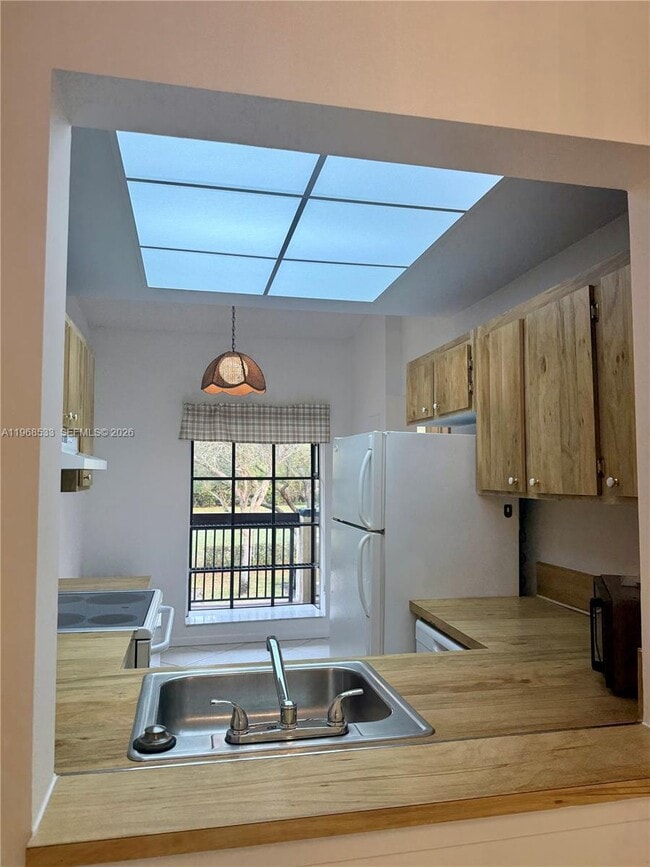 1953 SW 15th St in Deerfield Beach, FL - Building Photo - Building Photo