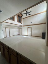 9500 Bissell Rd in Manvel, TX - Building Photo