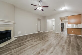 18718 Timber Trace Dr in Humble, TX - Building Photo - Building Photo