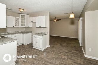 886 Valley Springs Dr in Southaven, MS - Foto de edificio - Building Photo