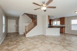 40333 W Helen Ct in Maricopa, AZ - Building Photo - Building Photo