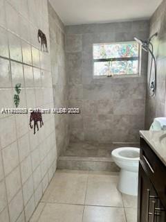 2418 Liberty St in Hollywood, FL - Foto de edificio - Building Photo