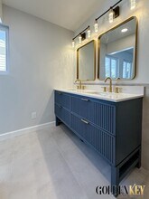 2082-2084 Vernier Rd in Grosse Pointe Woods, MI - Building Photo - Building Photo