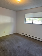 260 W Park Dr in Grand Junction, CO - Building Photo - Building Photo