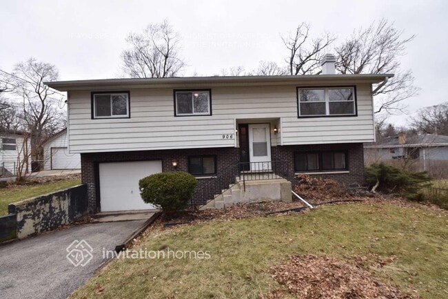 906 Cedar St in Willow Springs, IL - Building Photo - Building Photo