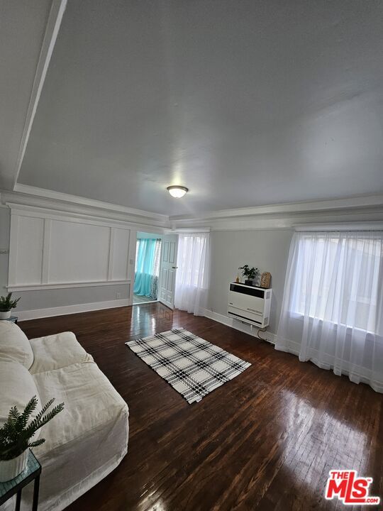 property at 2932 1/2 Normandie Ave