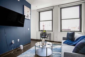 209 9th St-Unit -ID1073992P in Pittsburgh, PA - Building Photo - Building Photo