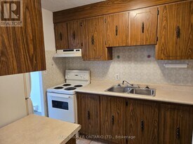 97 Nonquon Rd in Oshawa, ON - Building Photo