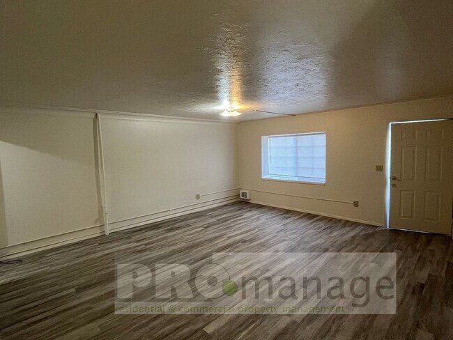 596 N Blvd-Unit -596 in Idaho Falls, ID - Building Photo - Building Photo