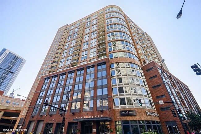 600N N Kingsbury St in Chicago, IL - Building Photo - Building Photo