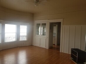 425 Davis St in Santa Rosa, CA - Building Photo - Building Photo