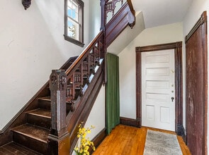 2628 Quincy St NE in Minneapolis, MN - Building Photo - Building Photo