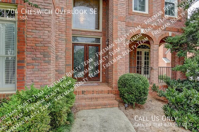 704 Cheswich Overlook SE in Marietta, GA - Building Photo - Building Photo