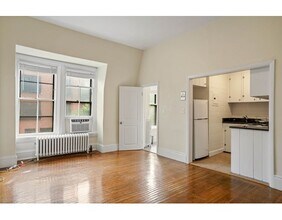 284 Marlborough St in Boston, MA - Building Photo - Building Photo