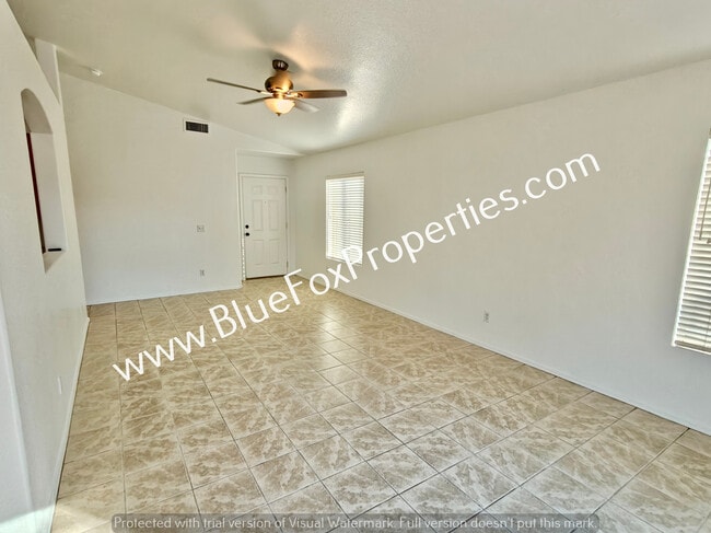 7939 W Mural Hill Dr in Tucson, AZ - Building Photo - Building Photo