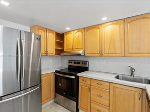 1790 W 58th St in Hialeah, FL - Building Photo - Building Photo