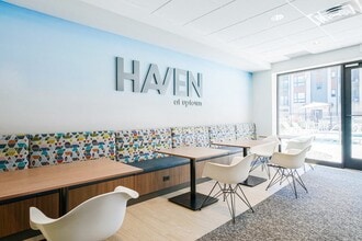 Haven at Uptown in Lincoln, NE - Foto de edificio - Building Photo