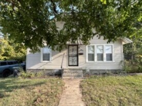 1300 Aggie Rd in Jonesboro, AR - Building Photo