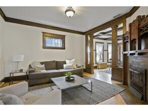 1031 15th Ave SE in Minneapolis, MN - Building Photo - Building Photo