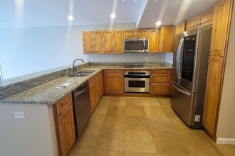 101 S Gulfstream Ave in Sarasota, FL - Building Photo - Building Photo