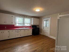 1367 Mt Ulla Hwy in Mooresville, NC - Building Photo - Building Photo