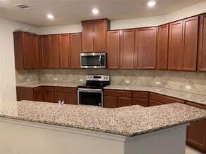 9006 Acorn Cup Dr in Austin, TX - Building Photo - Building Photo