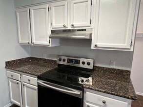 1020-1022 Vera Ct in Irving, TX - Building Photo - Building Photo