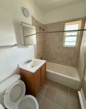 47 Lenox Ave, Unit 7 in East Orange, NJ - Foto de edificio - Building Photo