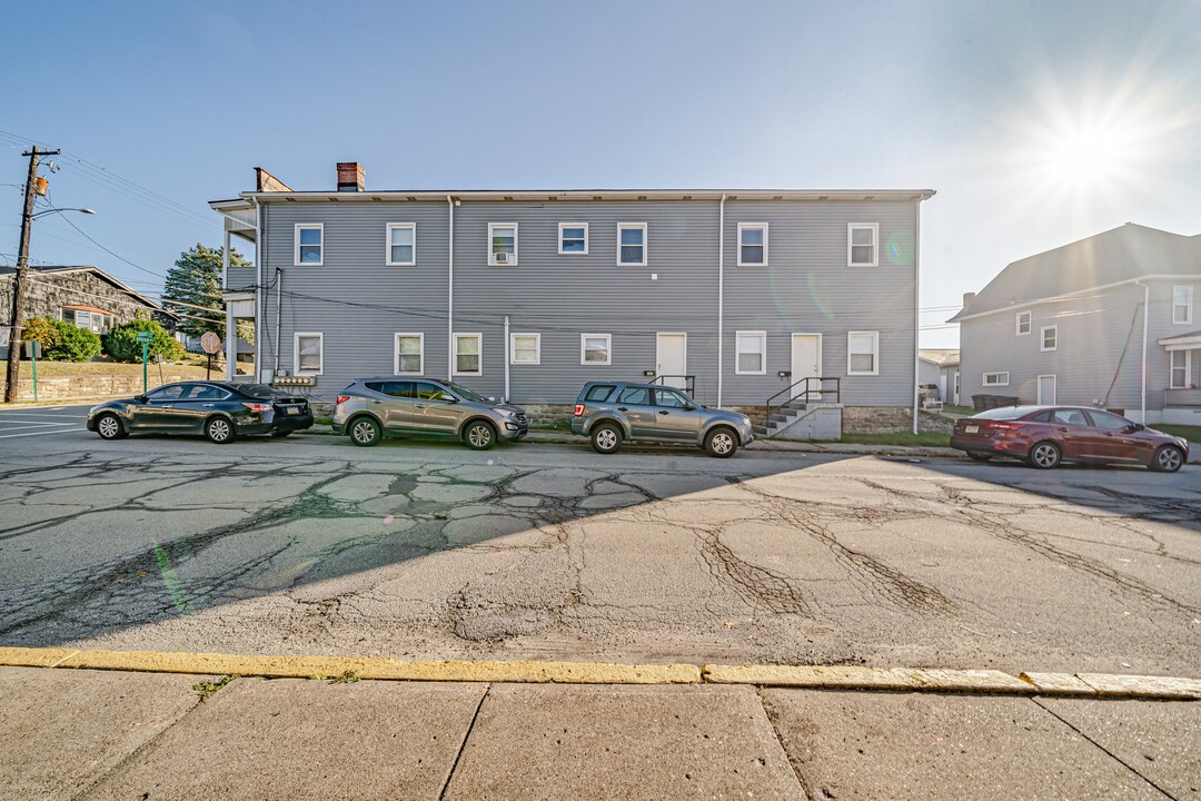 507 Short St in Belle Vernon, PA - Building Photo