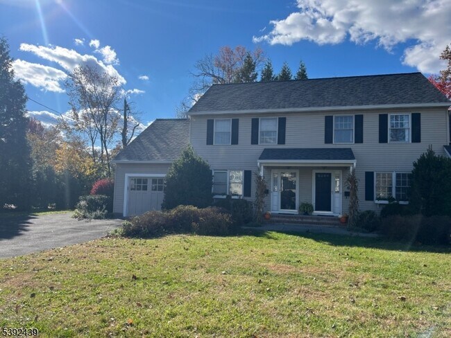 8 Jane Rd in New Providence, NJ - Building Photo - Building Photo