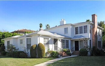 12142-12146 W Sunset Blvd in Los Angeles, CA - Building Photo - Building Photo