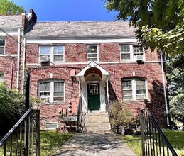 2626 41st St NW in Washington, DC - Building Photo - Primary Photo