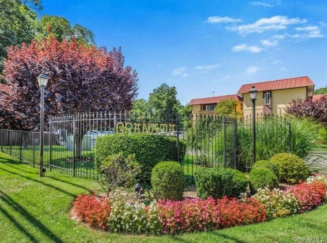 property at 5 Granada Crescent