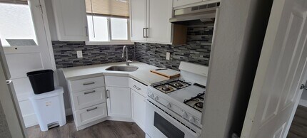 1465 Martin Luther King Jr Way in Berkeley, CA - Building Photo - Building Photo