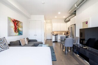 1408 Clinton St in Hoboken, NJ - Building Photo - Building Photo