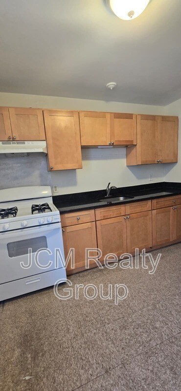 property at 5 Victory Rd