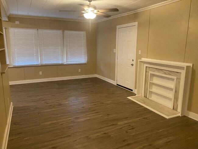 154 Dobbs Ave in Mobile, AL - Building Photo - Building Photo