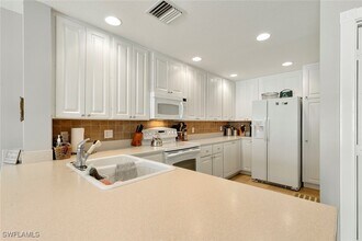 15369 Laughing Gull Ln in Bonita Springs, FL - Building Photo - Building Photo