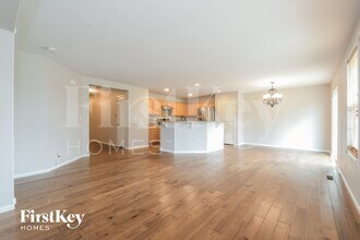 800 Lonewolf Cir in Lochbuie, CO - Building Photo - Building Photo