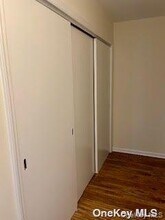 191 Birch Hill Rd in Locust Valley, NY - Foto de edificio - Building Photo