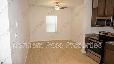 1061 Ranger Trail in El Paso, TX - Building Photo - Building Photo