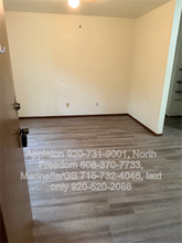 10 Cottage Row in Marinette, WI - Building Photo - Building Photo