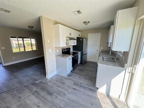 504 Blackbird Ln in Poinciana, FL - Building Photo - Building Photo