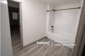 519 7th Ave NW in Napavine, WA - Foto de edificio - Building Photo