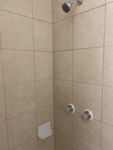 11727 Veirs Mill Rd in Silver Spring, MD - Foto de edificio - Building Photo