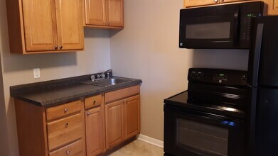 518 Mulberry St, Unit 201 in Hollidaysburg, PA - Foto de edificio - Building Photo