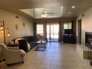 14838 N Greenhurst Ave in Fountain Hills, AZ - Foto de edificio - Building Photo