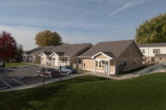 Economy Village Apartments in Ambridge, PA - Building Photo - Building Photo