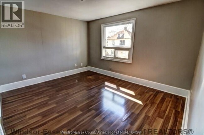 266 Belleview Ave in Windsor, ON - Building Photo - Building Photo