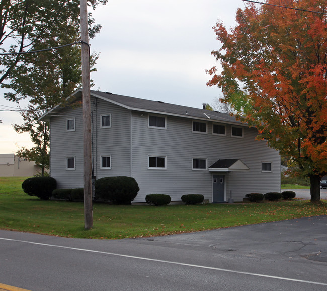 4192 Long Branch Rd in Bayberry, NY - Building Photo - Building Photo